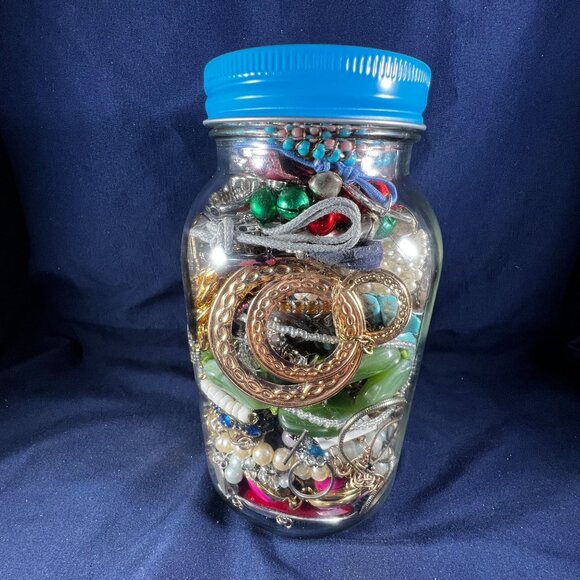 2+ lbs Jewelry Jar Filled With Wearable Necklaces Bracelets & More - Jar Not Inc - Picture 4 of 7